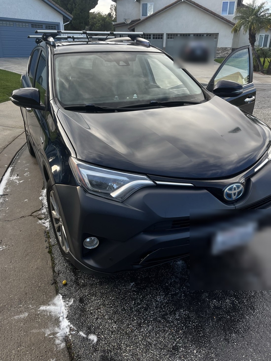 Toyota RAV4 after an exterior detail